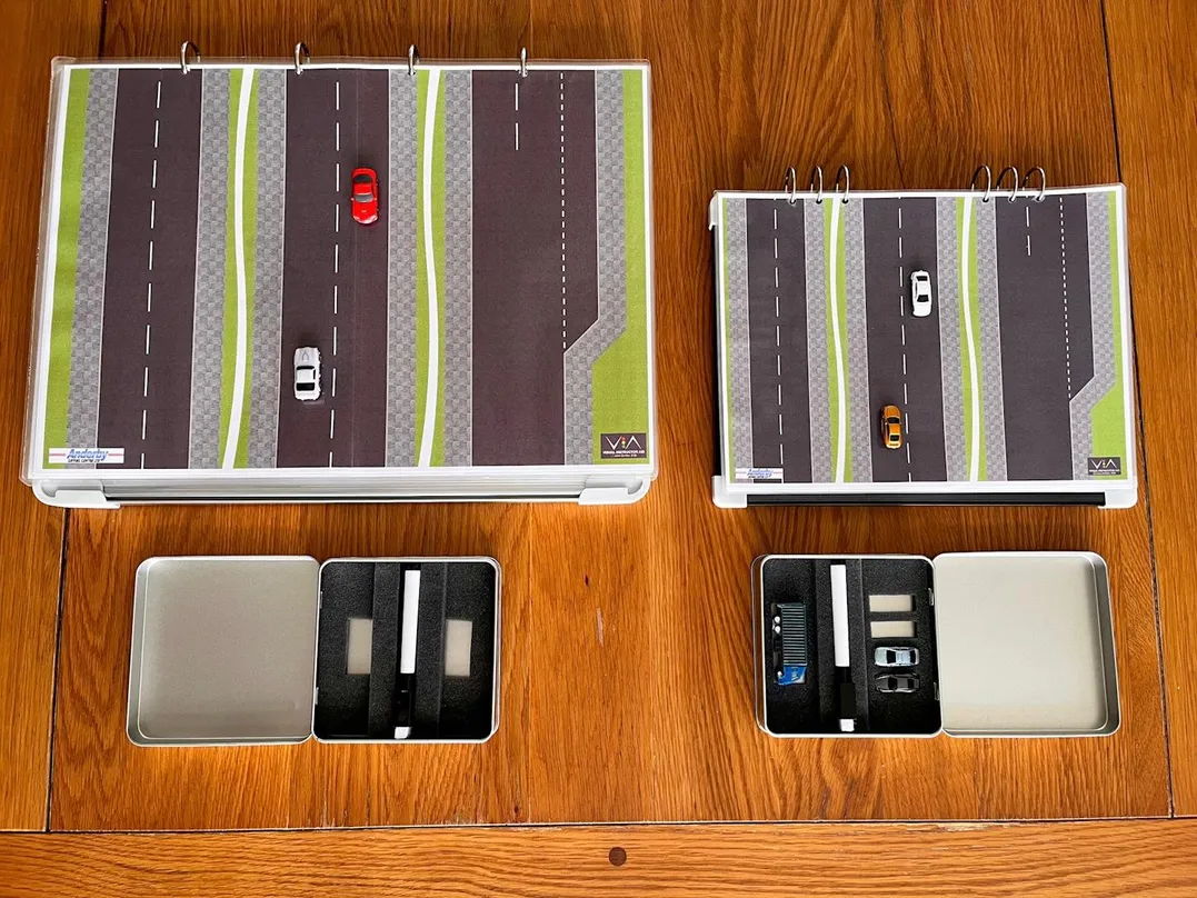 Second 'Compact & Convenient' carousel image demonstrating the size difference between MAX and mini V.I.A. kits.